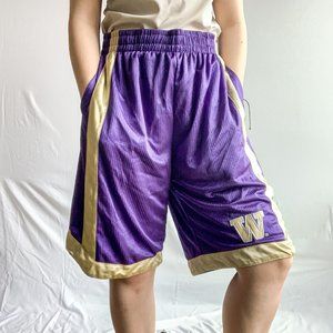 ✨ VINTAGE UNIVERSITY OF WASHINGTON BASKETBALL SHOR